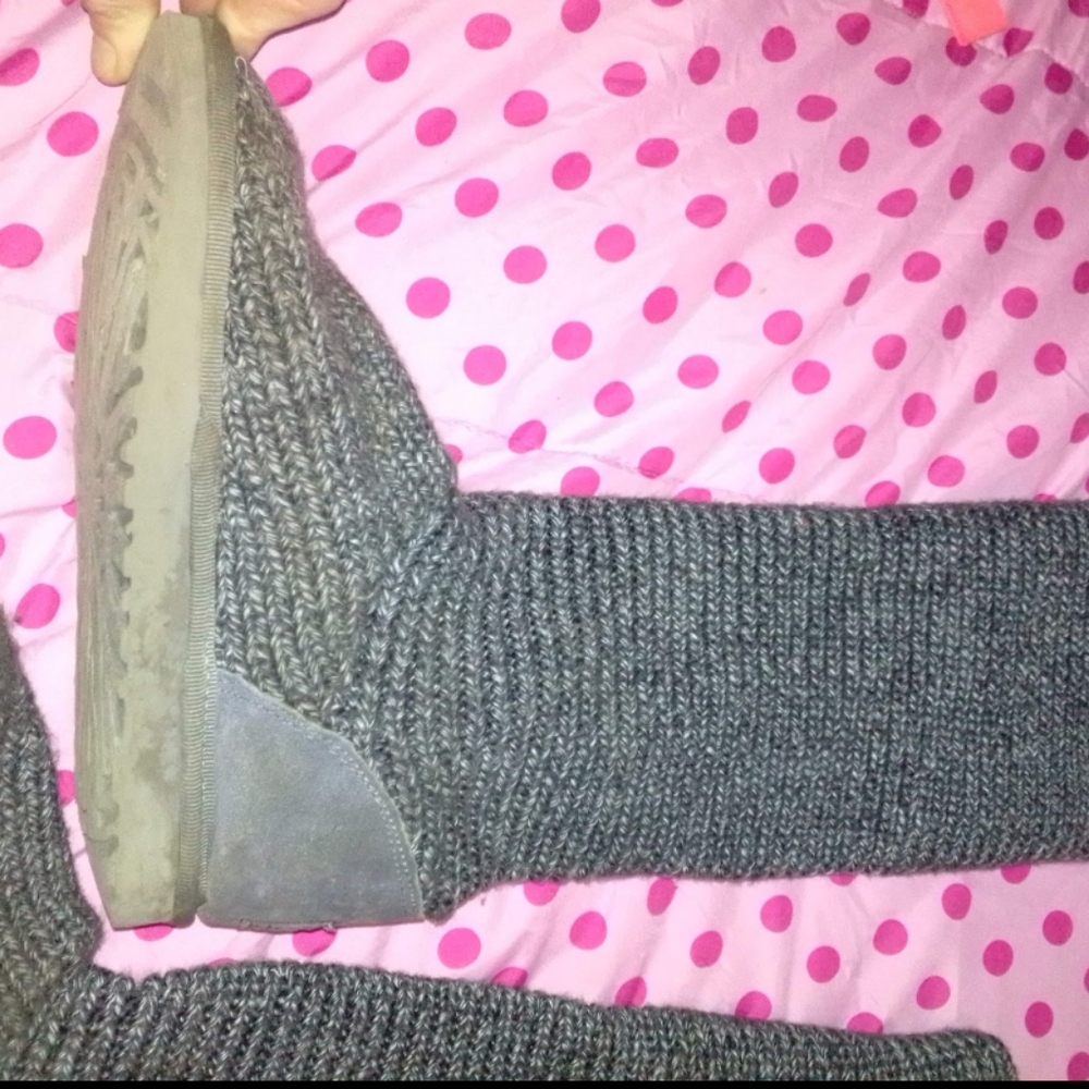 Gray Knit uggs - Picture 4 of 7